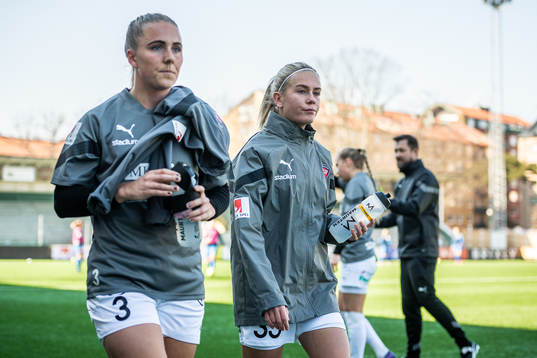 Rosengårds Gudrun Arnardottir och Olivia Lindstedt