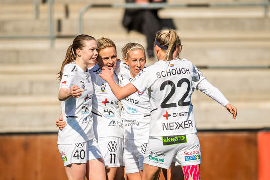 Rosengårds Mimmi Larsson jublar