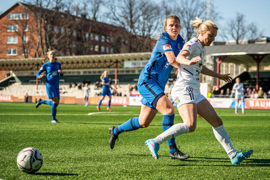 Eskilstunas Elise Stenevik mot Rosengårds Mimmi Larsson