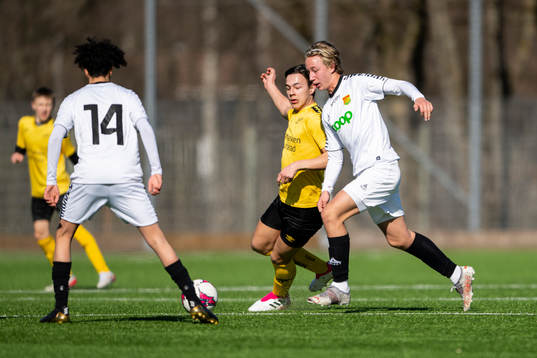Elfsborgs Adel Sovsic och GAIS Ludvig Bengtsson
