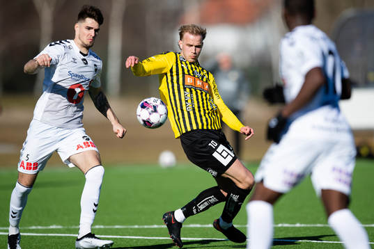 Odds Ivan Mesik och Häckens Jasse Tuominen