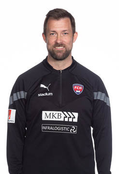 Rosengårds Målvaktstränare Kenneth Mattsson poserar för ett porträtt den 24 mars 2022 i Malmö.