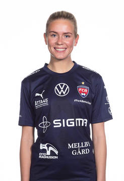 Rosengårds Olivia Lindstedt poserar för ett porträtt den 24 mars 2022 i Malmö.