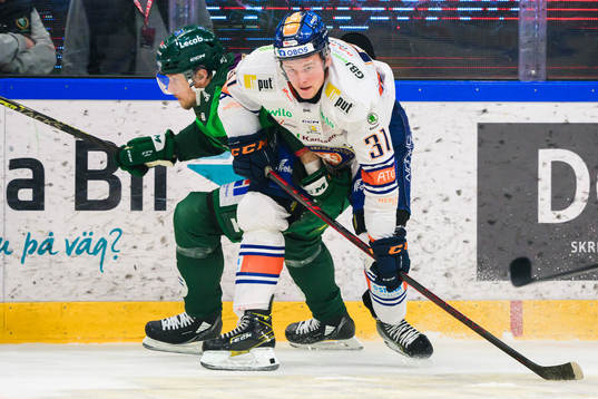 Färjestads Jacob de la Rose och Växjös Olle Lycksell