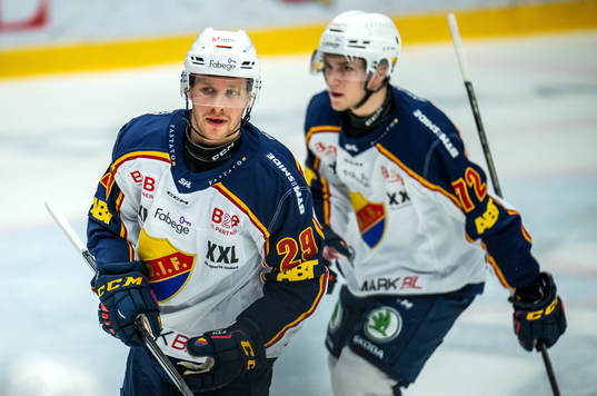 Djurgårdens Sebastian Strandberg jublar