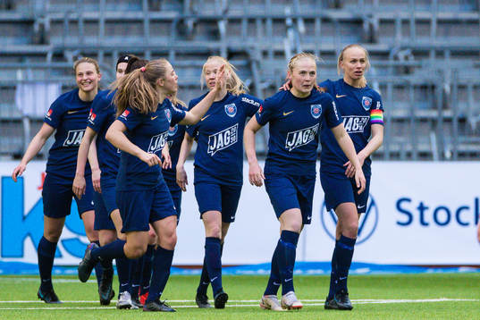 Eskilstunas Noor Hoelsbrekken Eckhoff jublar efter 0-3