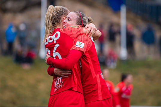 Svava Ros Gudmundsdottir of Brann celebrates
