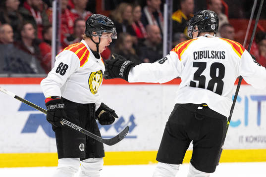 Brynäs Dmytro Timashov jublar