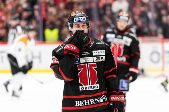 Örebros Robert Leino deppar