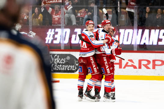 Timrås Tim Erixon jublar