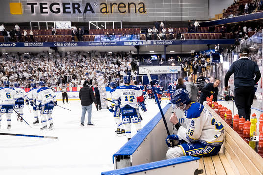 Leksands Nils Åman på bänken