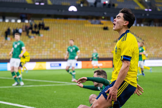 Eric Kahl of Sweden reacts