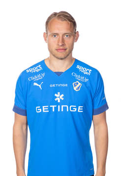 Halmstads Villiam Dahlström poserar för ett porträtt den 1 april 2022 i Halmstad.