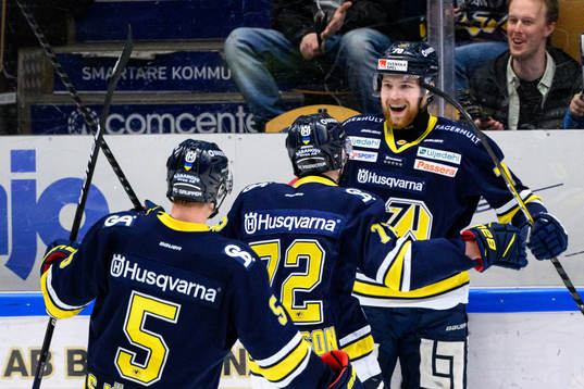 s Marcus Davidsson jublar