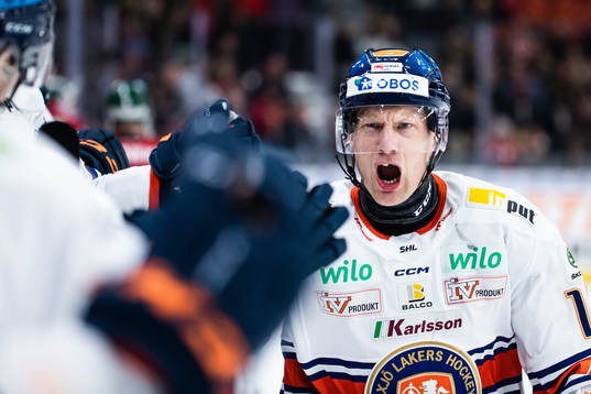 Växjös Richard Gynge jublar