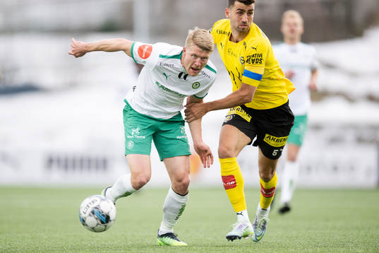 Kristian Eriksen of HamKam and Vetle Winger Dragsnes of Lillestrøm