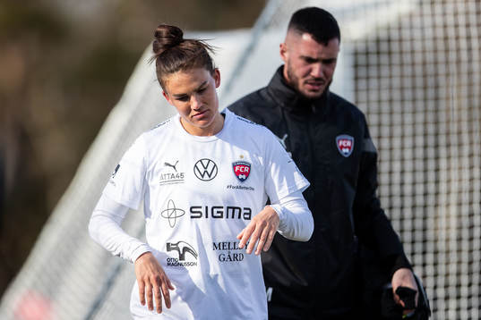 Rosengårds Katrine Veje har ont