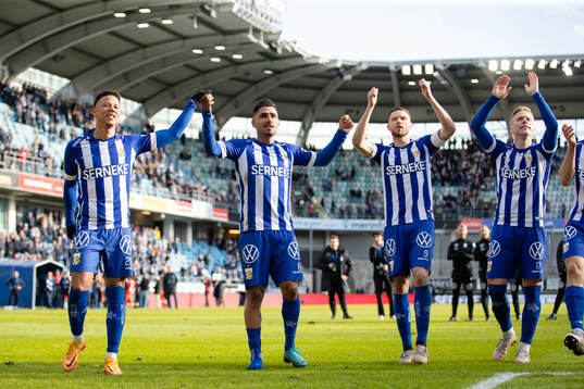 IFK Göteborgs Tobias Sana, Hosam Aiesh, Marcus Berg och Oscar Wendt jublar