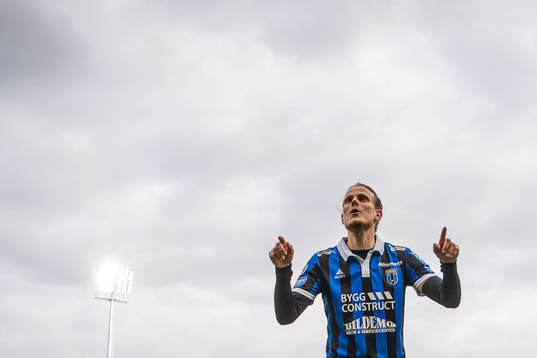 Sirius Tim Björkström jublar
