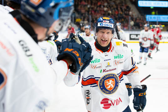 Växjös Richard Gynge jublar