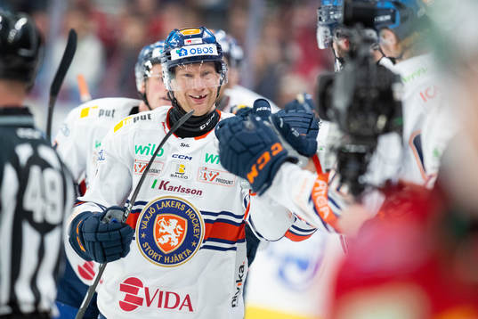 Växjös Richard Gynge jublar