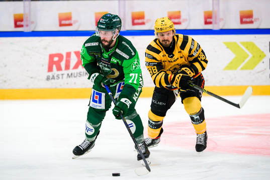 Färjestads Jesse Virtanen och Skellefteås Jayce Hawryluk