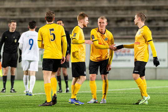 Lunds spelare jublar efter slutsignalen