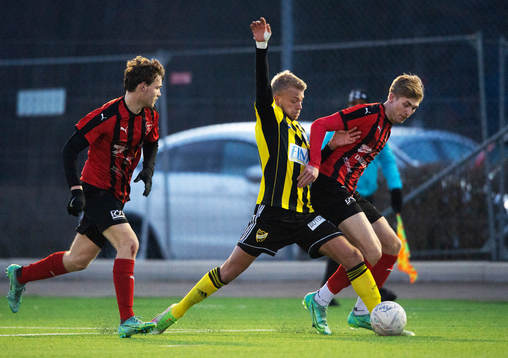 IFK Hässleholms  Jens Lynard i matchen i div. 2 Södra