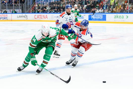 Rögles Adam Edström och Oskarshamns Brian Cooper