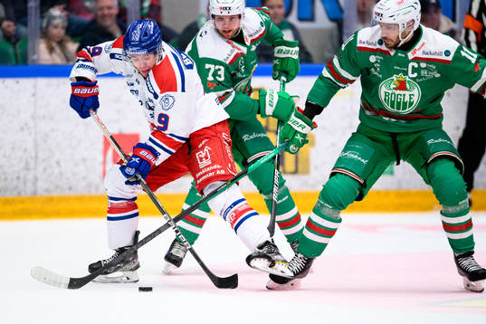 Oskarshamns Hampus Plato och Rögles Valtteri Kemiläinen