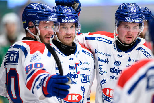 Oskarshamns Jonas Engström jublar