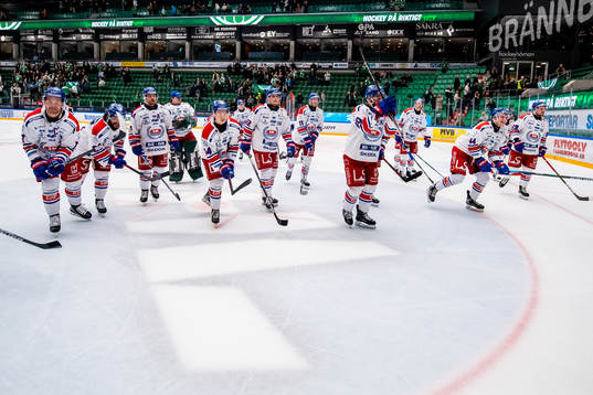 Oskarshamns spelarna jublar