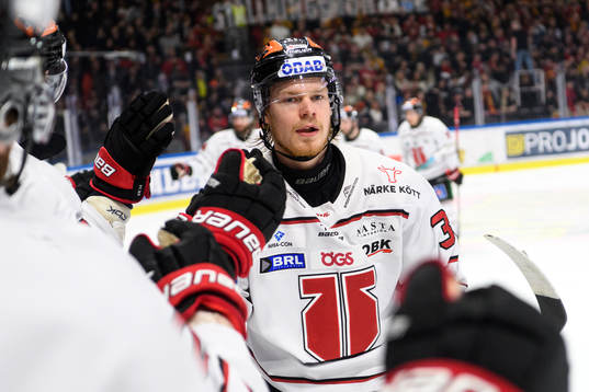 Örebros Christopher Mastomäki jublar