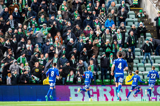 Sundsvalls Saku Ylätupa jublar