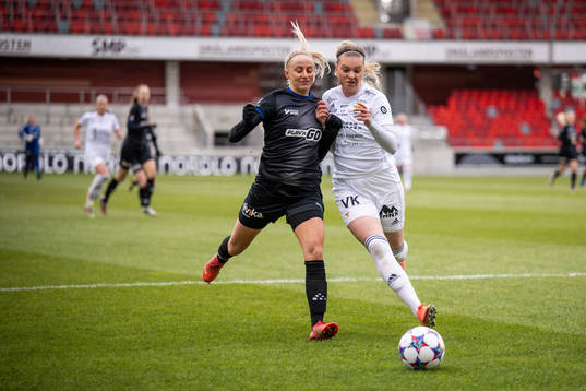 Team TGs Linnea Lindström och Växjös Hanna Stokki