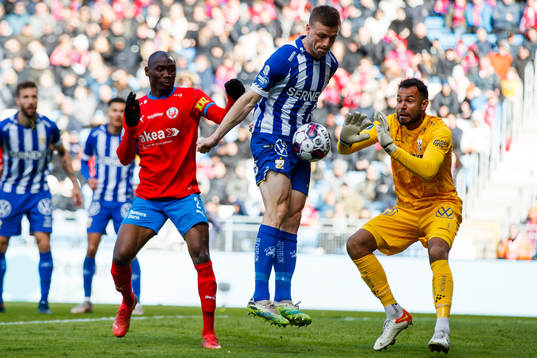 Helsingborgs Ravy Tsouka-Dozi och IFK Göteborgs Carl