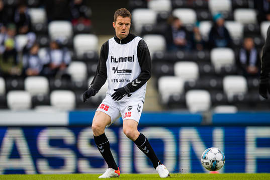 Espen Ruud of Odd warms up ahead of the Eliteserien match between Rosenborg and Odd on April 10, 2022 in Trondheim.