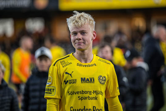 Mjällbys Otto Rosengren jublar