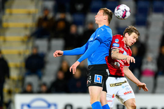 Halmstads Alexander Berntsson och Norrbys Nicklas Savolainen