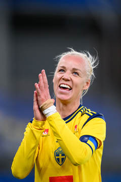 Bla gjennom flere bilder av Caroline Seger