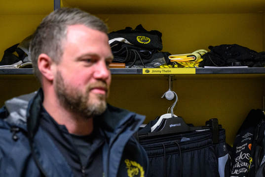Namnskylt för Elfsborgs manager Jimmy Thelin i
