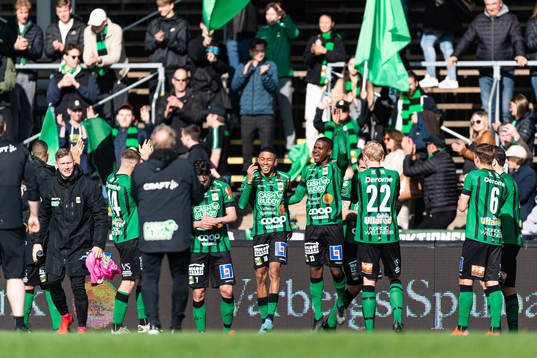 Varbergs spelare jublar