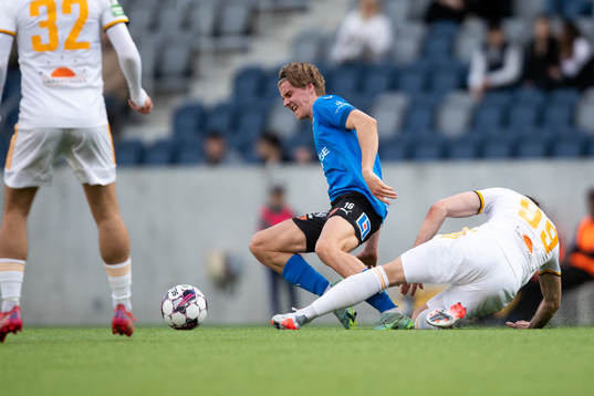 Halmstads Erik Ahlstrand och Dalkurds Lukas Browning Lagerfeldt