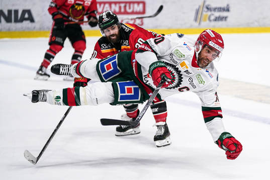 Luleås Jack Connolly och Frölundas Joel Lundqvist
