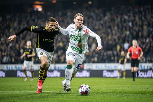 s Zachary Elbouzedi  och Varbergs Hampus Zachrisson