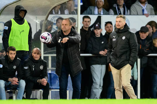 Värnamos assisterande tränare Jonas Thern och tränare