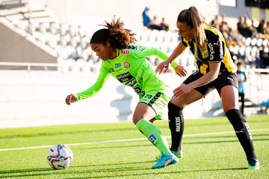 Kristianstads Evelina Duljan och Häckens Johanna Ryttning Kaneryd