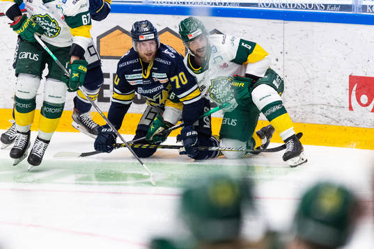 s Marcus Davidsson och Björklövens Félix Girard
