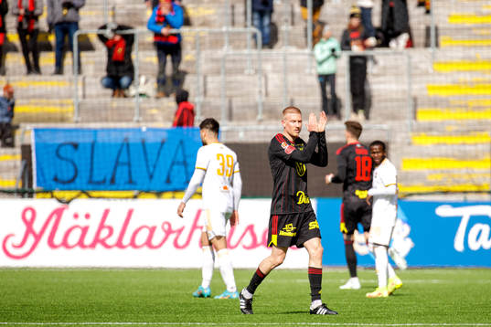 Östersunds Simon Kroon byts ut