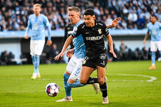 Malmö FFs Sören Rieks och IFK Göteborgs Alexander Jallow